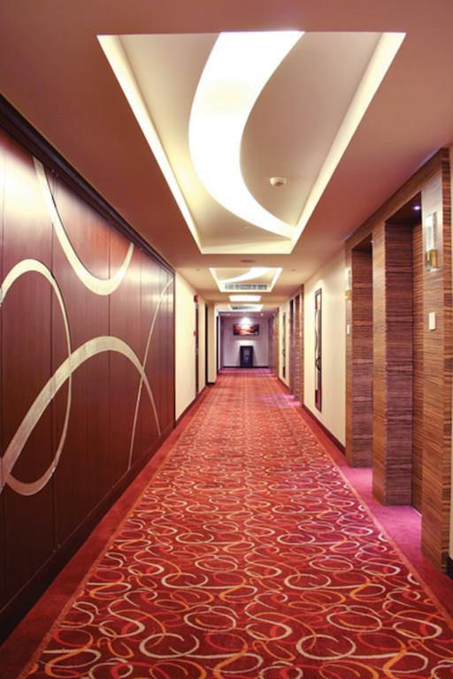 Casa Real Hotel Macau Exterior photo